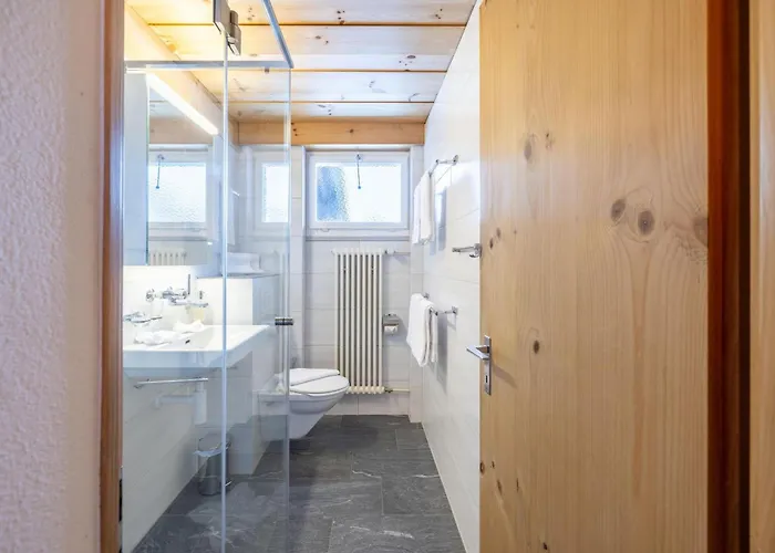 Apartamento Chasa Val 2 *